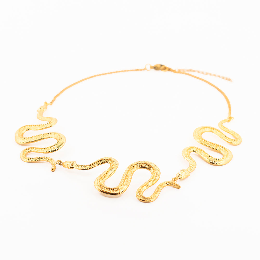 Gargantilla Triple Serpiente Coatlicue