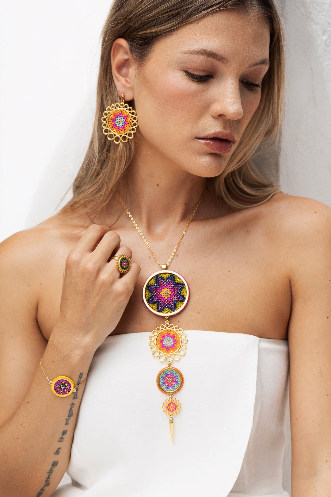 Collar Enlace de paz