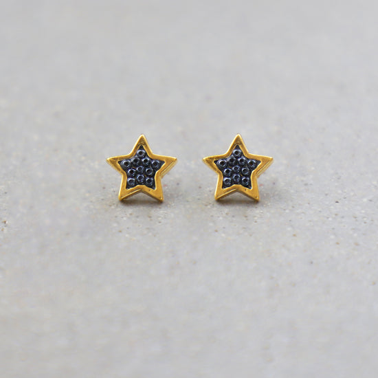 Aretes Estrella Chiquita en baño de oro 24k minis 394